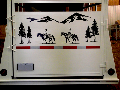 Horse trailer stripes